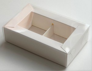 Коробка на 2 конфеты БЕЛАЯ с прозрачной крышкой