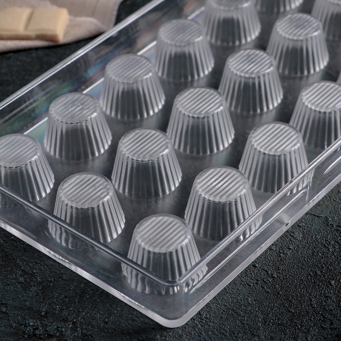 Форма для конфет "Пралине" из поликарбоната (30*24 мм)