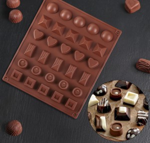 Форма для шоколада «Коробка конфет» 30 ячеек (6 разновидностей фигур, 2×3,2 см)